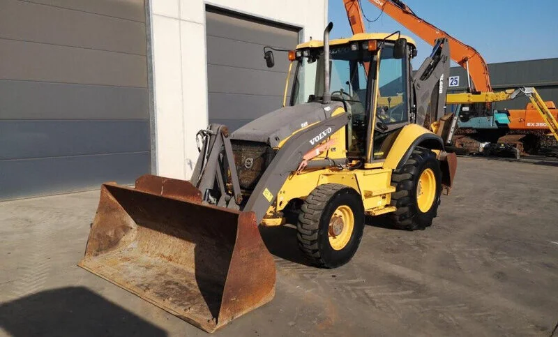 1-29-800x483-1-4.webp Baggerlader Volvo BL60 – 2014 – Gebraucht – Bild 1